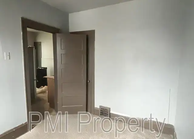 Property at 2530 N 37th St, Milwaukee, WI, 53210, 2 beds, 1 bath, [object Object]