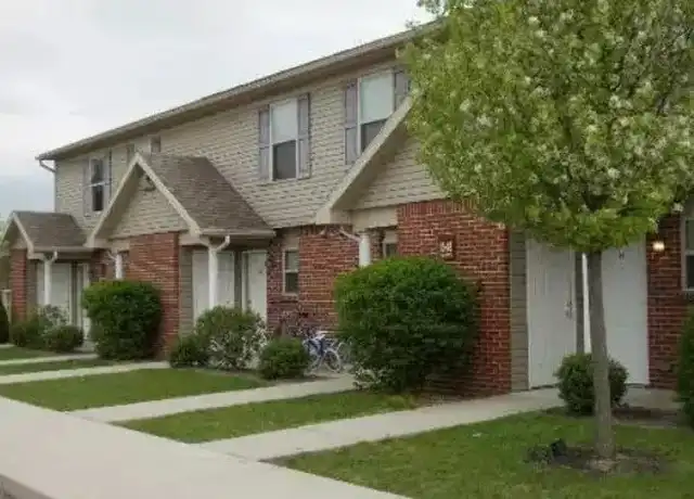 Property at 25 Vine St, Leipsic, OH, 45856, 1 bed, 1 bath, [object Object]