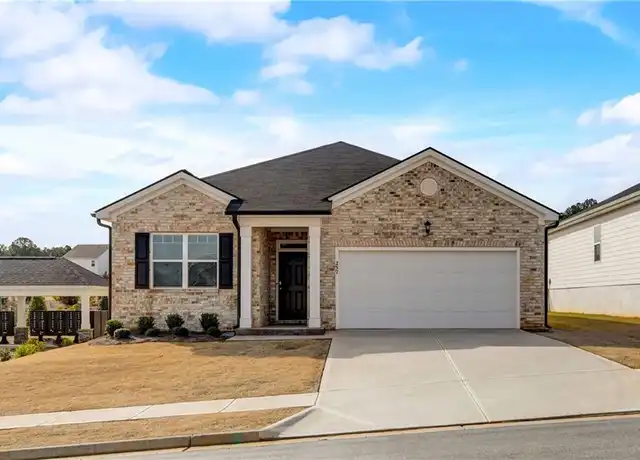Property at 257 Bur Oak Bnd Unit Cali, Newnan, GA, 30265, 4 beds, 2 baths, [object Object]