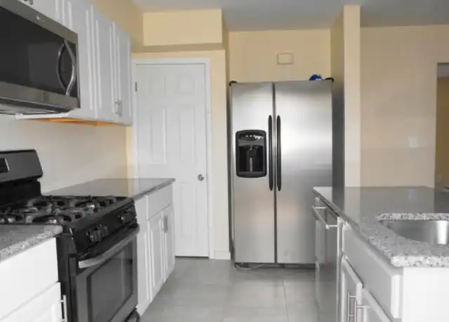 Property at 1706 Stella Ct, Gwynn Oak, MD, 21207, 4 beds, 1 bath, [object Object]