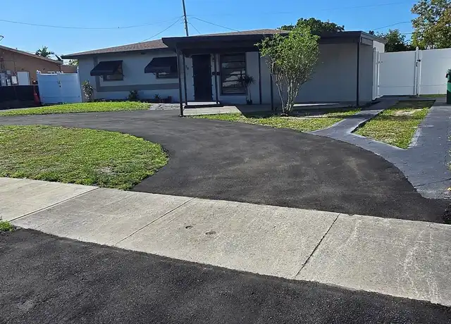 Property at 3970 NW 171st Ter, Miami Gardens, FL, 33055, 3 beds, 2 baths, [object Object]