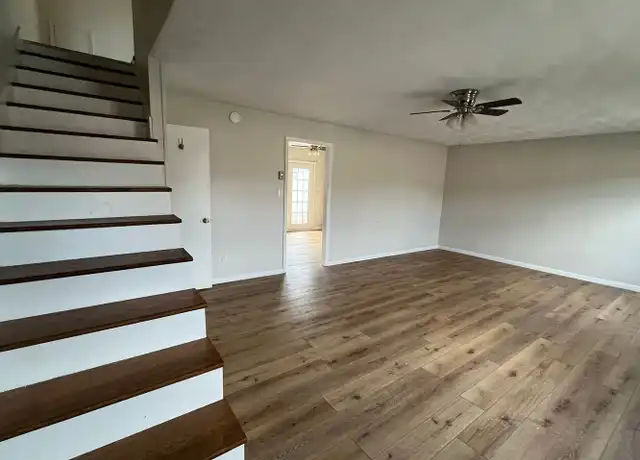 Property at 508 Staley St Unit L78, Marion, VA, 24354, 3 beds, 1.5 baths, [object Object]