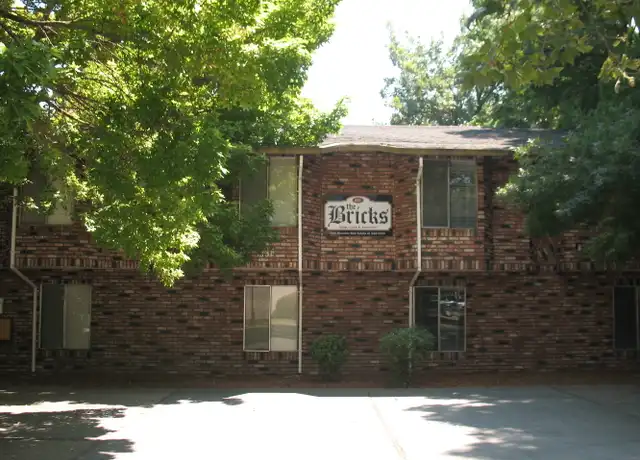 Property at 831 W 5th St Unit 831-01, Chico, CA, 95928, 4 beds, 2 baths, [object Object]