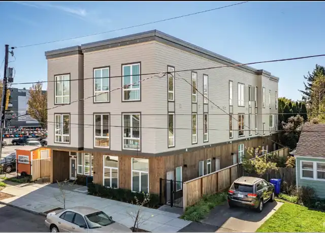Property at 8130 SE Woodward St Unit 303, Portland, OR, 97206, 1 bed, 1 bath, [object Object]