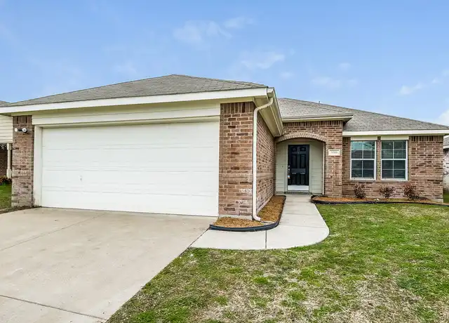 Property at 3301 Royal Crest Dr, Fort Worth, TX, 76140, 3 beds, 2 baths, [object Object]