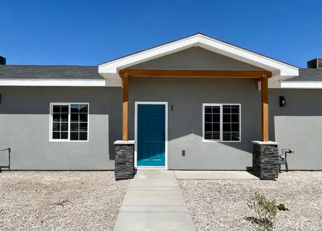 Property at 578 S 1st Ave, Yuma, AZ, 85364, 2 beds, 1 bath, [object Object]