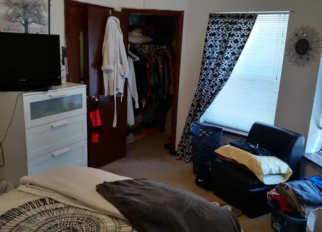 Property at 2520 N Stowell Ave Unit 2520 105, Milwaukee, WI, 53211, 2 beds, 1 bath, [object Object]