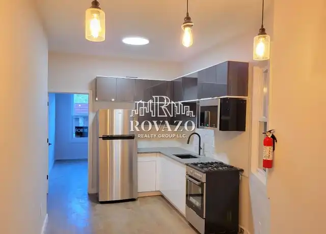 Property at 107 Magazine St Unit 2R, 4R, Newark, NJ, 07105, 2 beds, 1 bath, [object Object]