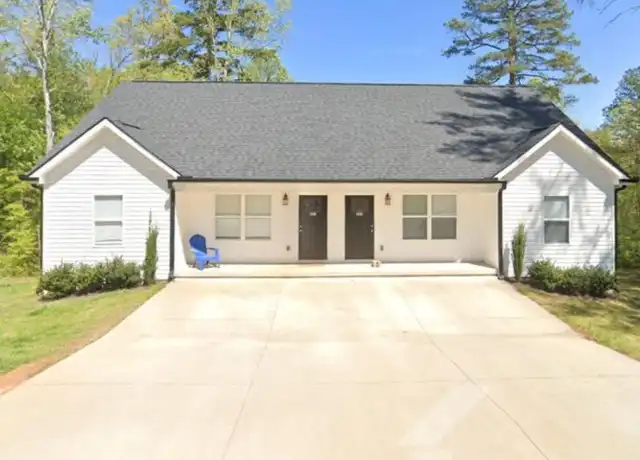 Property at 403 Bramlett Rd, Taylors, SC, 29687, 2 beds, 2 baths, [object Object]