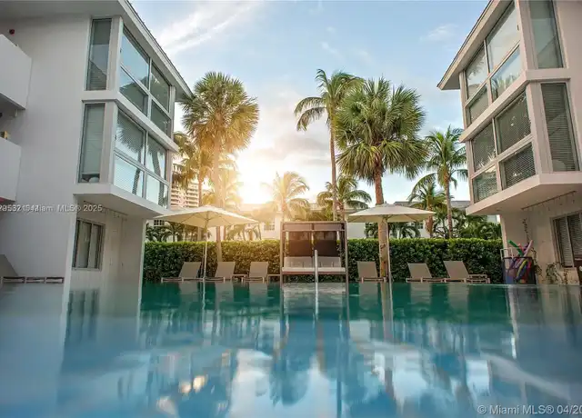 Property at 285 Sunrise Dr Unit 108, Key Biscayne, FL, 33149, 2 beds, 1 bath, [object Object]