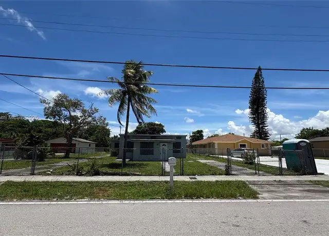 Property at 2432 NW 20th St Unit 2432, Fort Lauderdale, FL, 33311, 3 beds, 2 baths, [object Object]