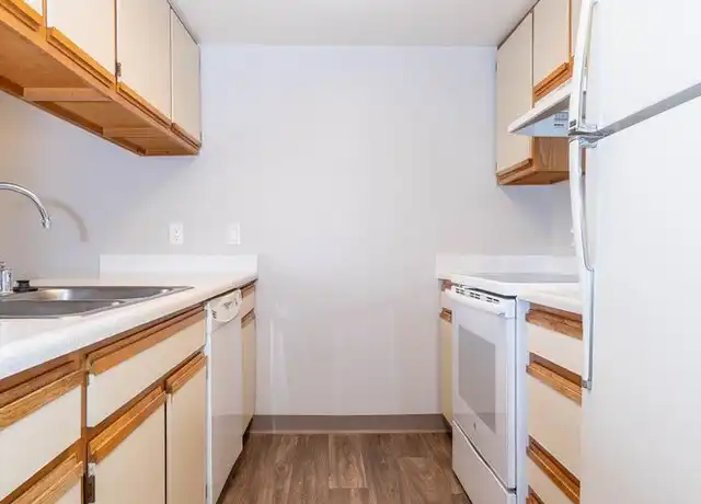 Property at 1420 17th St SE Unit 125, Auburn, WA, 98002, 2 beds, 1 bath, [object Object]