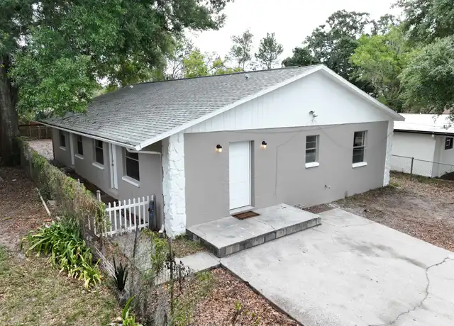 Property at 8405 N Semmes St, Tampa, FL, 33604, 5 beds, 2 baths, [object Object]