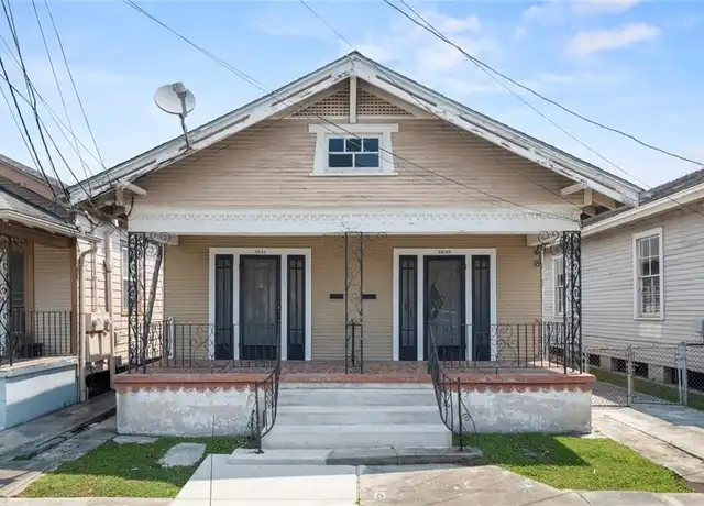 Property at 8611 Nelson St, New Orleans, LA, 70118, 2 beds, 1 bath, [object Object]