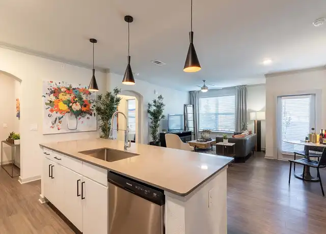 Property at Five810 Southlands - 5810 S Southlands Pkwy, Aurora, CO, 80016, 1-3 bed, 1-2 bath, [object Object]