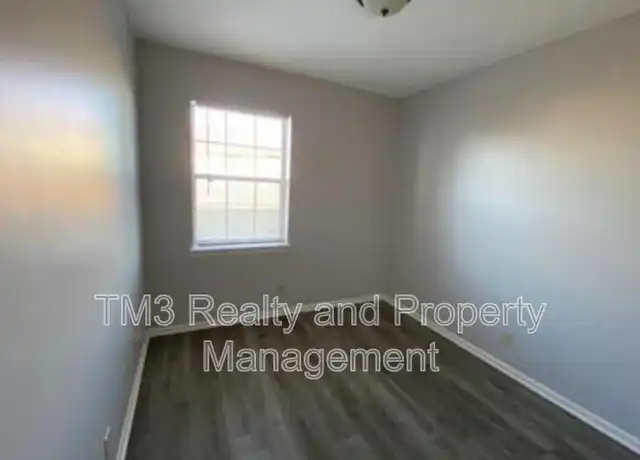 Property at 1606 E Kansas City Rd Unit 4, Olathe, KS, 66061, 2 beds, 1 bath, [object Object]