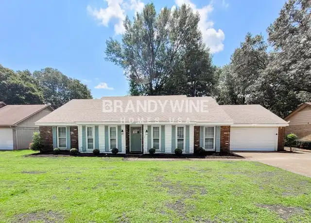 Property at 7055 Cobblestone Dr Unit 7055, Memphis, TN, 38125, 3 beds, 2 baths, [object Object]