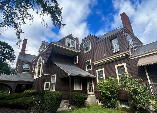 Photo of 156 Chestnut St #2, North Andover, MA 01845