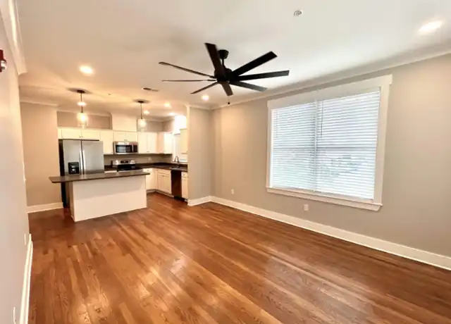 Property at 26 N McLean Blvd #201, Memphis, TN, 38104, 2 beds, 2 baths, [object Object]