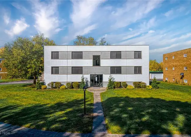 Property at 21044 Southbend Cir Unit 1, Rocky River, OH, 44116, 2 beds, 1 bath, [object Object]