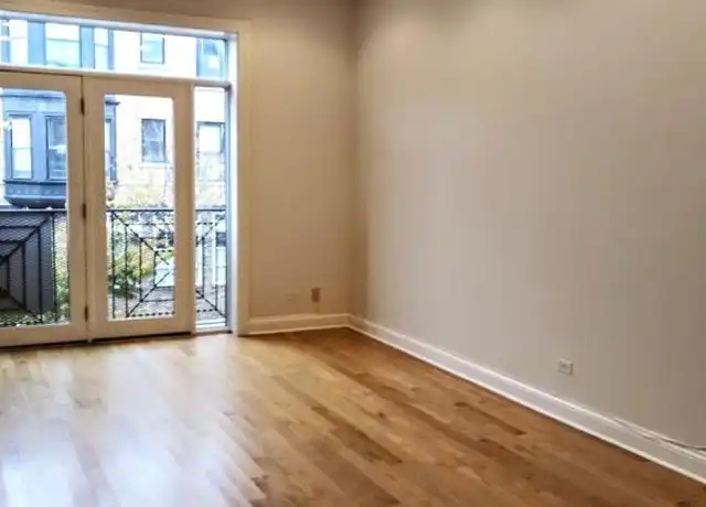 Property at 3337 N Halsted St, Chicago, IL, 60657, 4 beds, 2 baths, [object Object]