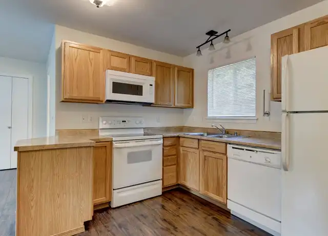 Property at 39201 State Route 20 Unit A-2, Oak Harbor, WA, 98277, 2 beds, 1 bath, [object Object]