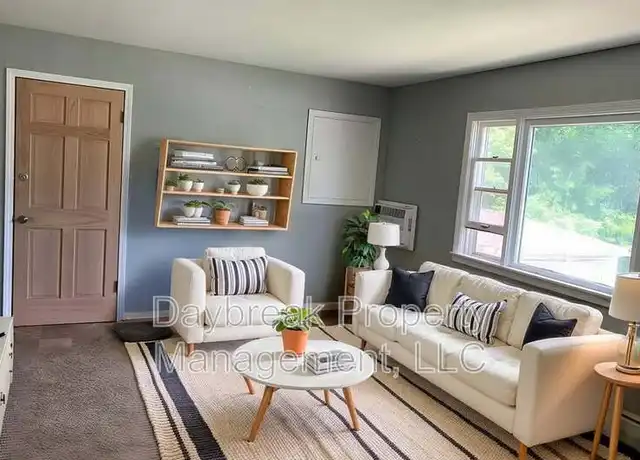 Property at 811 7th Ave N Unit 1, Fargo, ND, 58102, 2 beds, 1 bath, [object Object]