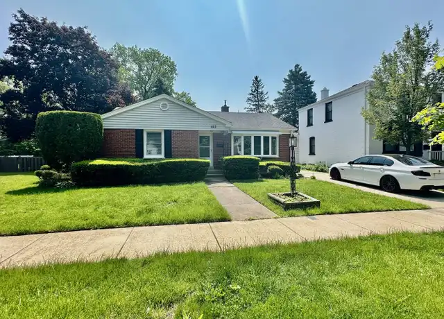 Property at 823 N Yale Ave, Arlington Heights, IL, 60004, 3 beds, 2 baths, [object Object]