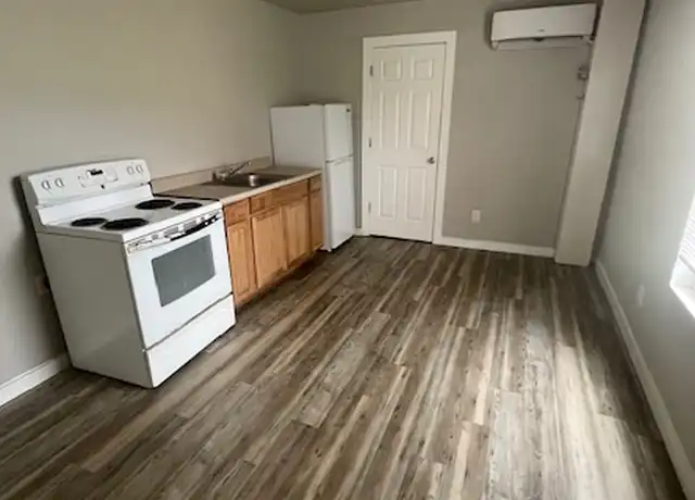 Property at 1507 7th St Unit D, Corpus Christi, TX, 78404, 0 beds, 1 bath, [object Object]