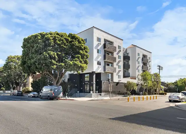 Property at Modern Living in the Heart of Venice Renovated 1 & 2 Bedroom Units - 1400 Venice Blvd, Venice, CA, 90291, 2 beds, 2 baths, [object Object]