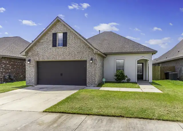 Property at 1045 Gentle Wind Dr, Baton Rouge, LA, 70820, 3 beds, 2 baths, [object Object]
