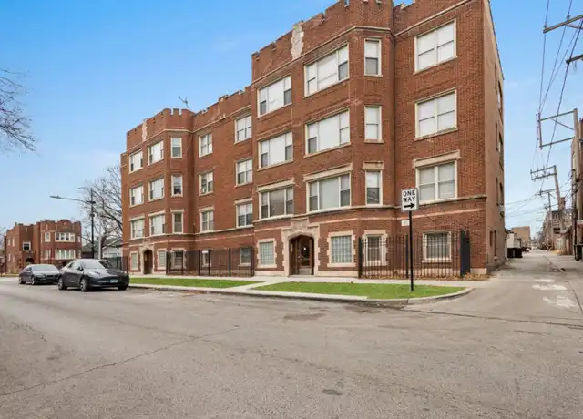 Property at 7655 S Yates Blvd Unit 2408-3, Chicago, IL, 60649, 2 beds, 1 bath, [object Object]