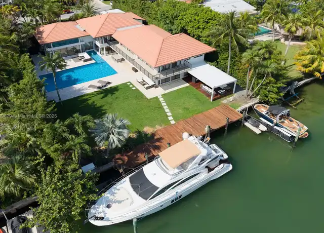 Property at 201 Knollwood Dr, Key Biscayne, FL, 33149, 5 beds, 5.5 baths, [object Object]