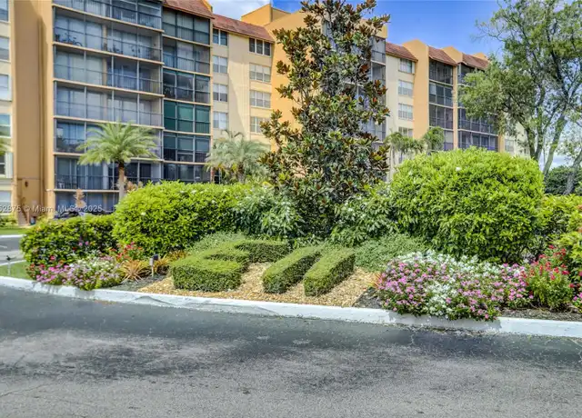Property at 3671 Environ Blvd #666, Lauderhill, FL, 33319, 2 beds, 2 baths, [object Object]