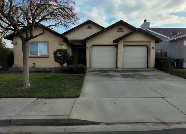 Property at 900 Collegeview Dr, Turlock, CA, 95382, 3 beds, 2 baths, [object Object]