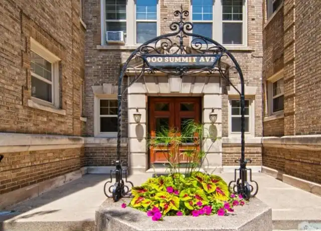 Property at 900 Summit Ave S Unit 206, Minneapolis, MN, 55403, 0 beds, 1 bath, [object Object]