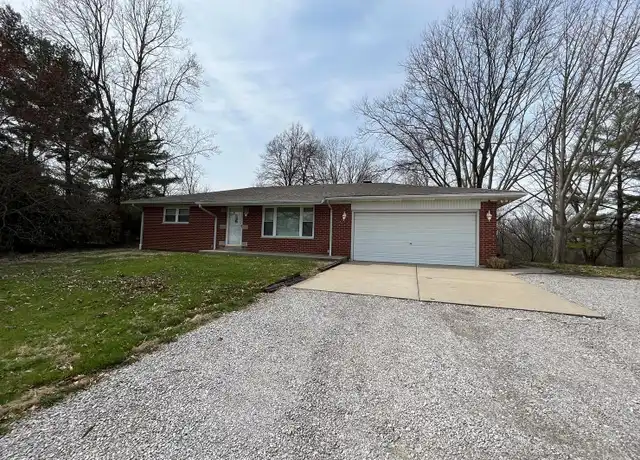 Property at 811 Scott Troy Rd, Lebanon, IL, 62254, 2 beds, 1 bath, [object Object]