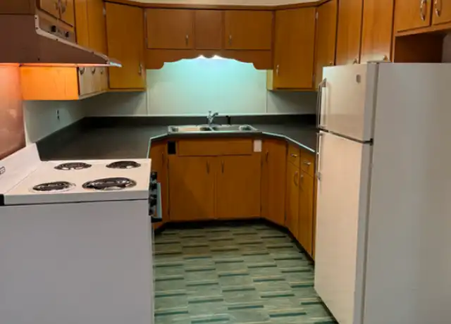 Property at 108 W Mission St Unit A, Strawberry Point, IA, 52076, 2 beds, 1 bath, [object Object]