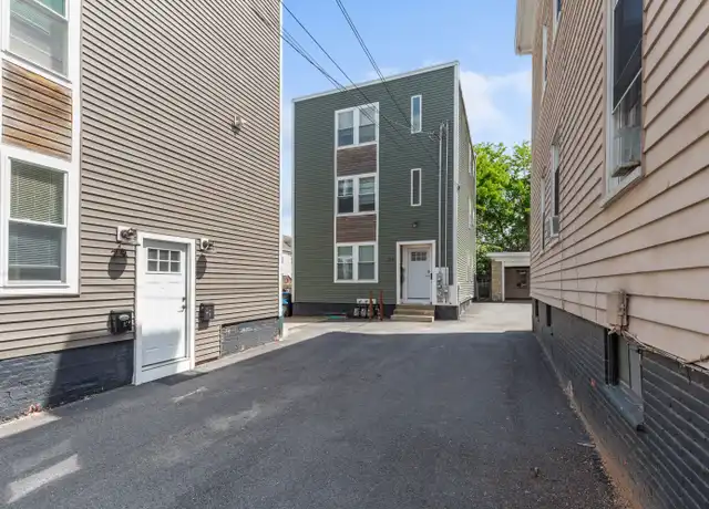 Property at 27 E Transit St Unit 1, Providence, RI, 02906, 2 beds, 2 baths, [object Object]