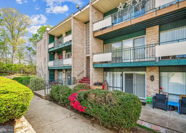 Property at 9274 Adelphi Rd #202, Hyattsville, MD, 20783, 2 beds, 1 bath, [object Object]