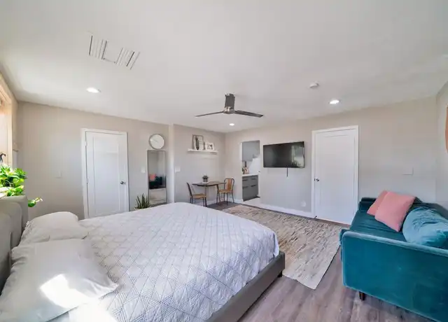 Property at 6 E Linda Ln, Gilbert, AZ, 85234, 1 bed, 1 bath, [object Object]