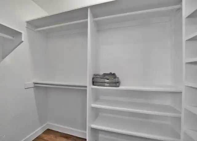 Property at 6 E Linda Ln, Gilbert, AZ, 85234, 1 bed, 1 bath, [object Object]