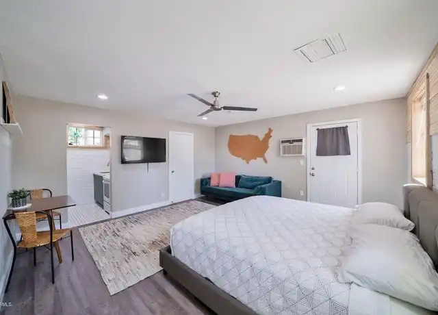 Property at 6 E Linda Ln, Gilbert, AZ, 85234, 1 bed, 1 bath, [object Object]