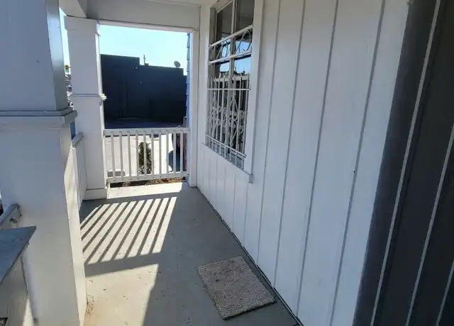 Property at 1061 Parsons Ave, Columbus, OH, 43206, 2 beds, 1.5 baths, [object Object]