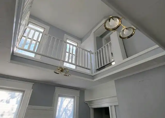 Property at 1061 Parsons Ave, Columbus, OH, 43206, 2 beds, 1.5 baths, [object Object]