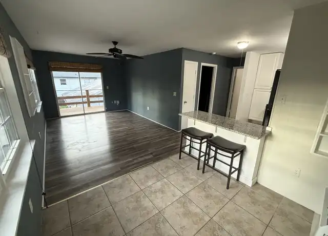 Property at 4715 Hollingsworth Ave Unit 2, Sarasota, FL, 34233, 1 bed, 1 bath, [object Object]