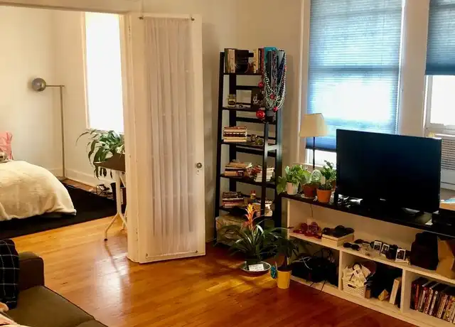 Property at 1301 Napoleon Ave Unit L, New Orleans, LA, 70115, 1 bed, 1 bath, [object Object]
