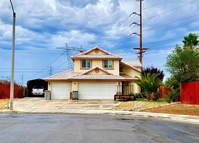 Property at 8920 Breckenridge Ave, Hesperia, CA, 92344, 4 beds, 3 baths, [object Object]
