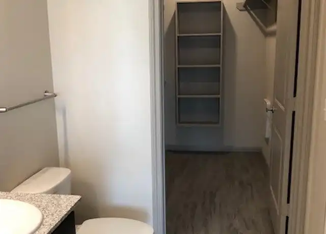 Property at 8512 Hempstead Rd Unit 4322, Houston, TX, 77008, 2 beds, 2 baths, [object Object]