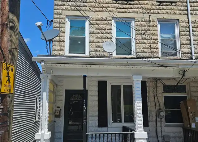 Property at 447 Arlington St, Tamaqua, PA, 18252, 3 beds, 1 bath, [object Object]
